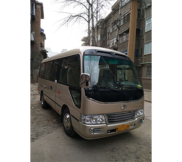 18座車型